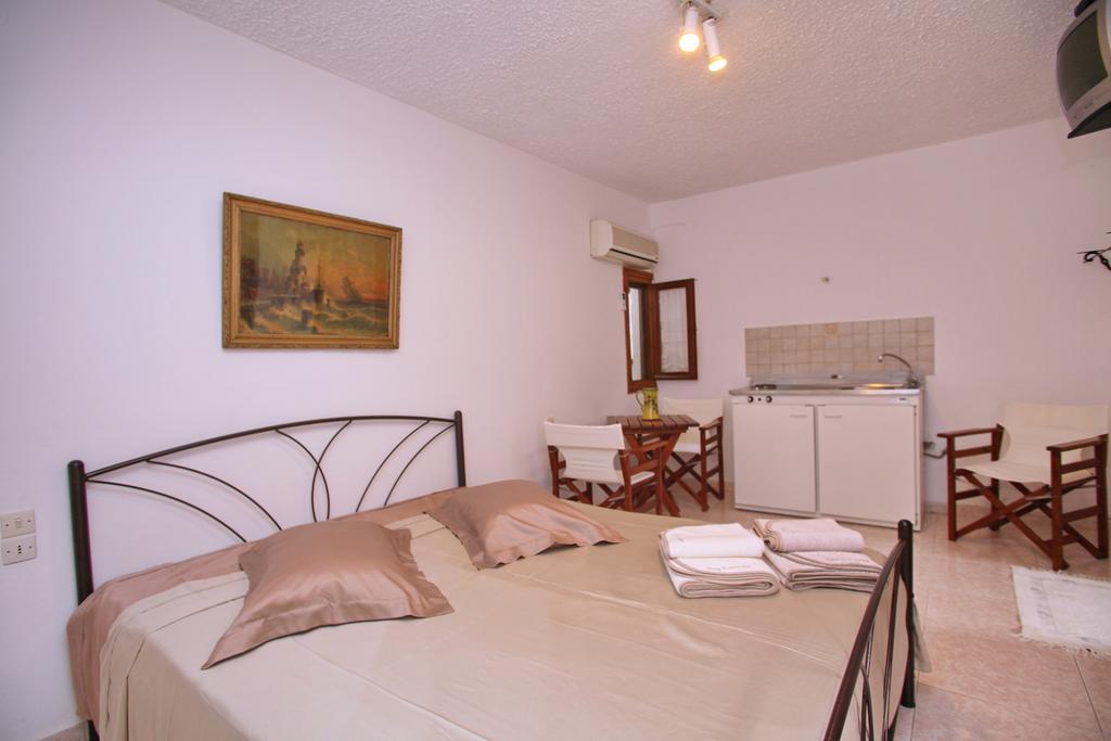 Marlitsis Apartments & Studios Skopelos stad Exteriör bild