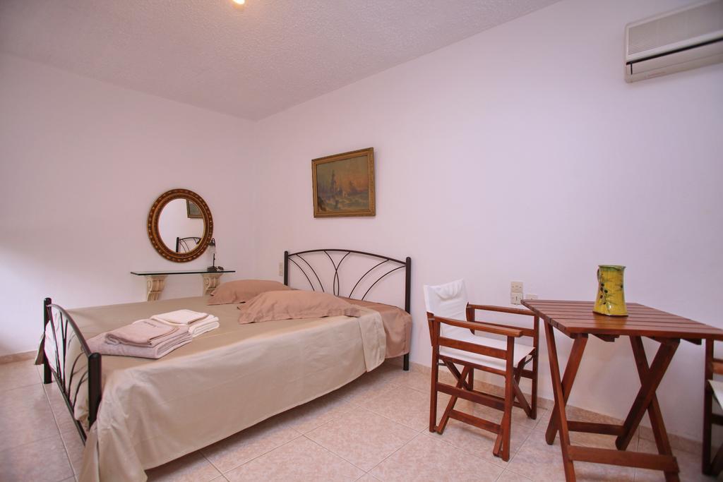 Marlitsis Apartments & Studios Skopelos stad Exteriör bild