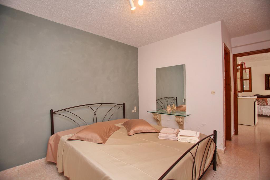 Marlitsis Apartments & Studios Skopelos stad Exteriör bild