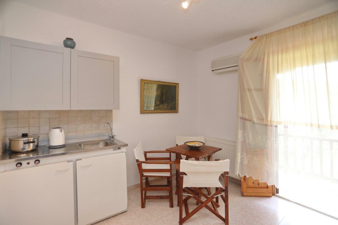 Marlitsis Apartments & Studios Skopelos stad Exteriör bild