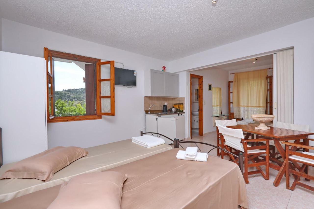 Marlitsis Apartments & Studios Skopelos stad Exteriör bild