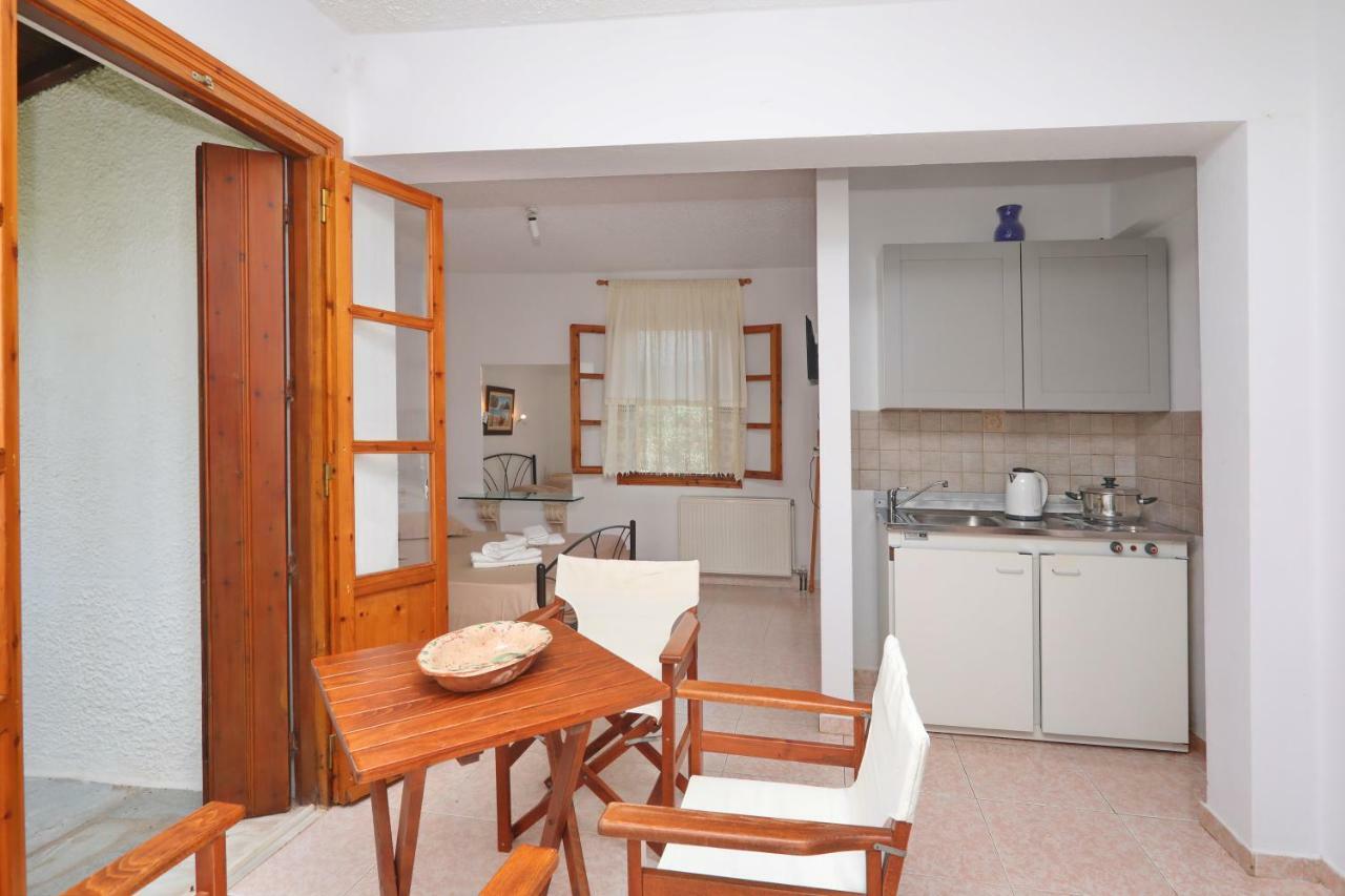 Marlitsis Apartments & Studios Skopelos stad Exteriör bild