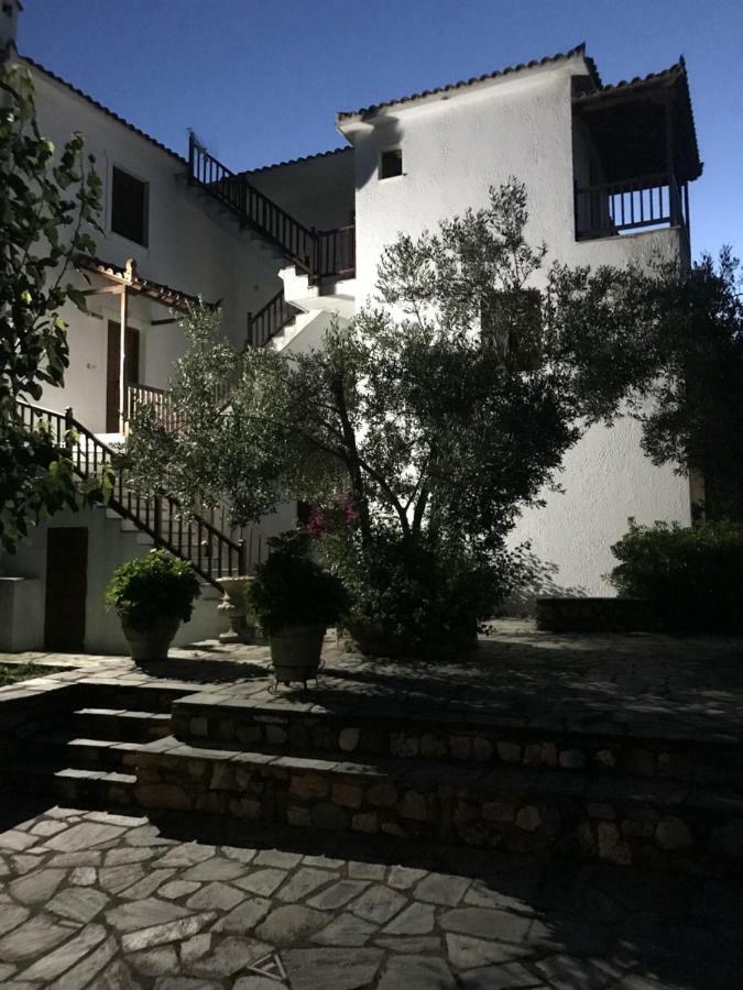 Marlitsis Apartments & Studios Skopelos stad Exteriör bild